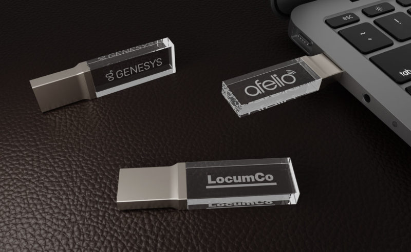 USBメモリ  クリスタル