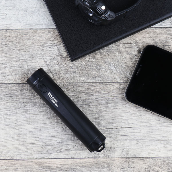 LED付きスティックモバイルバッテリー 2600mAh 3R-BTC07 LED付きスティックモバイルバッテリー 2600mAh 3R-BTC07